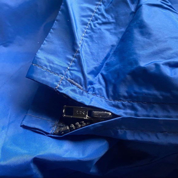 R.E.I. Co-Op Nylon Outdoor pants/ Zip all the way down/ Medium - Picture 5 of 7